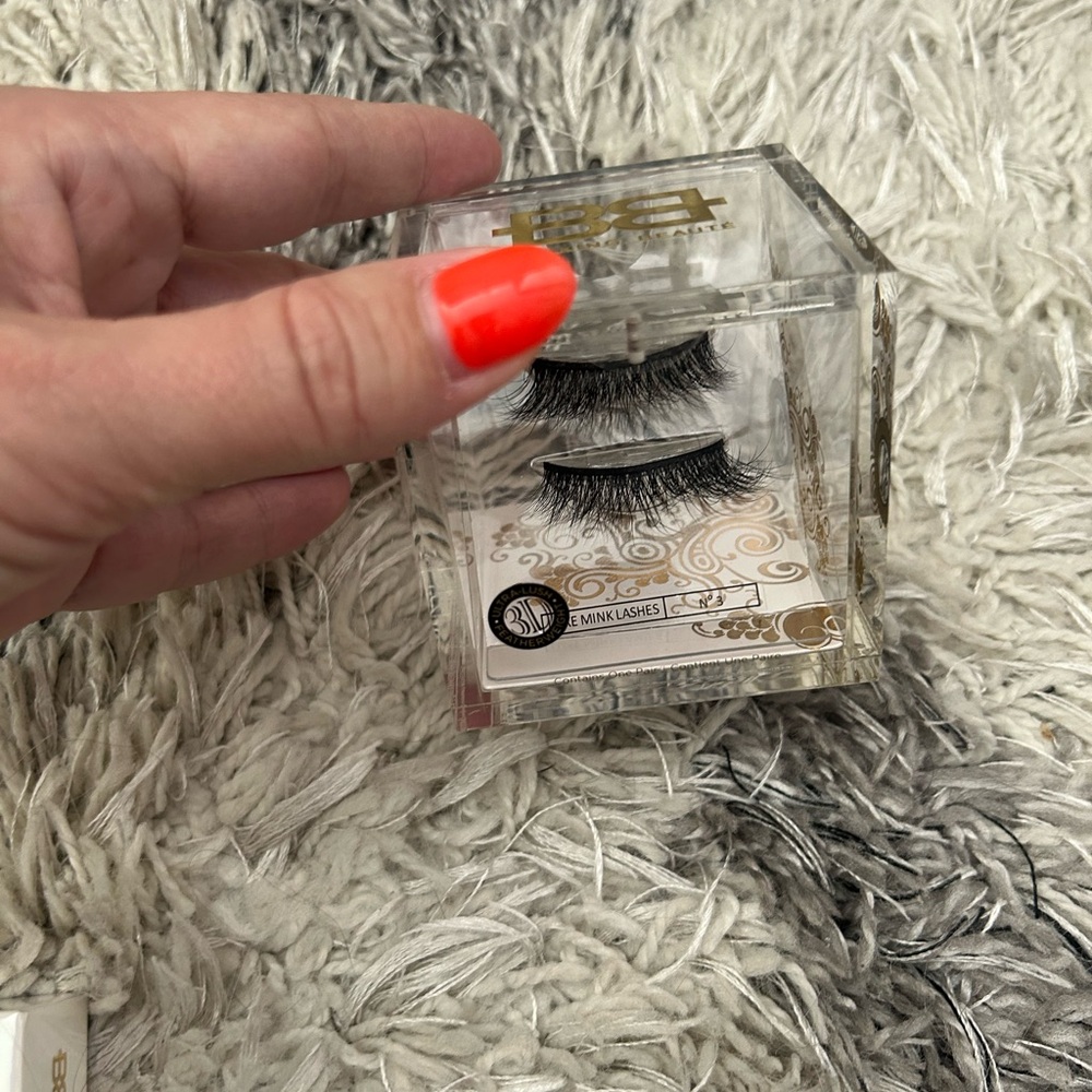 3D Mink Lashes in Black style No3
